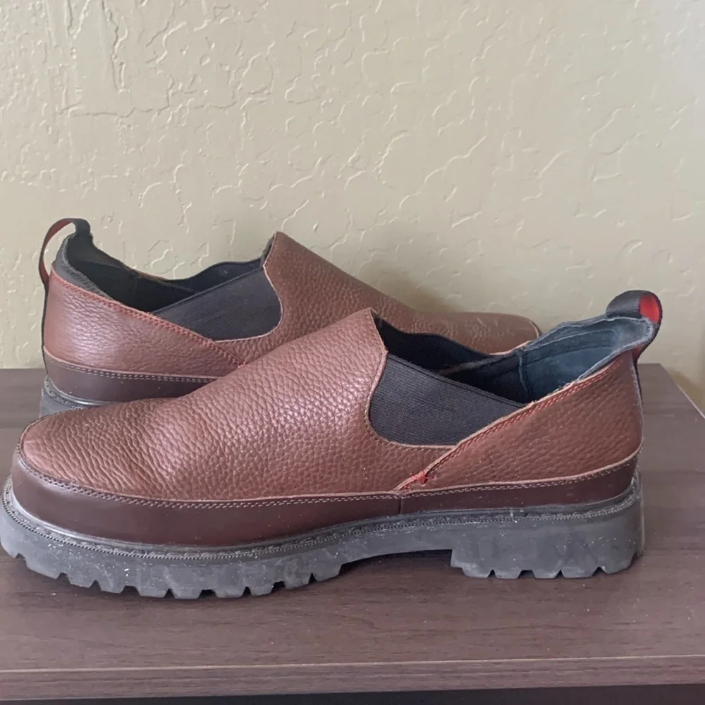 SwissGear Brown Leather Slip On Loafer Comfort Low Top Size 11
